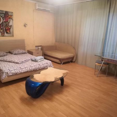 Apartment Triokhsviatytelskaya Street 3 Kiev Eksteriør bilde