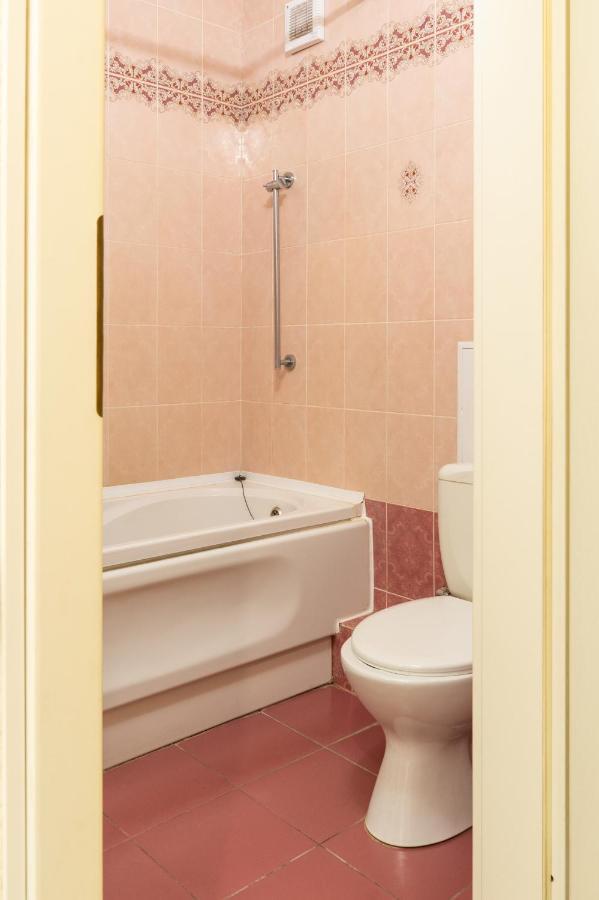 Apartment Triokhsviatytelskaya Street 3 Kiev Eksteriør bilde