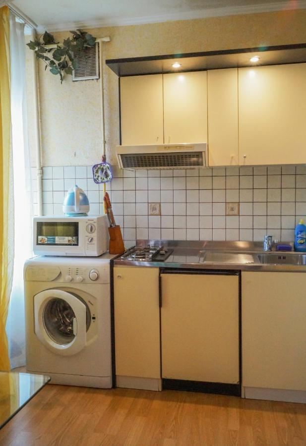 Apartment Triokhsviatytelskaya Street 3 Kiev Eksteriør bilde
