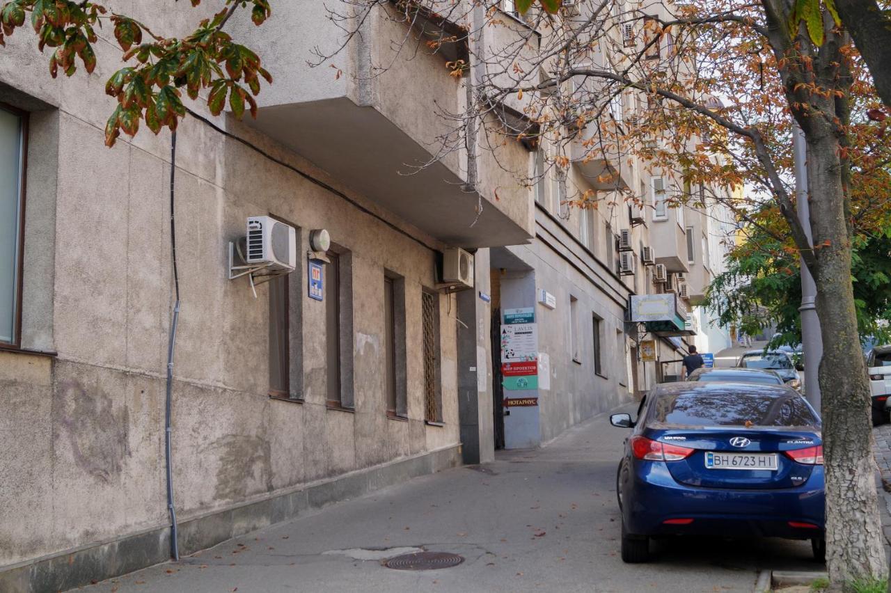Apartment Triokhsviatytelskaya Street 3 Kiev Eksteriør bilde